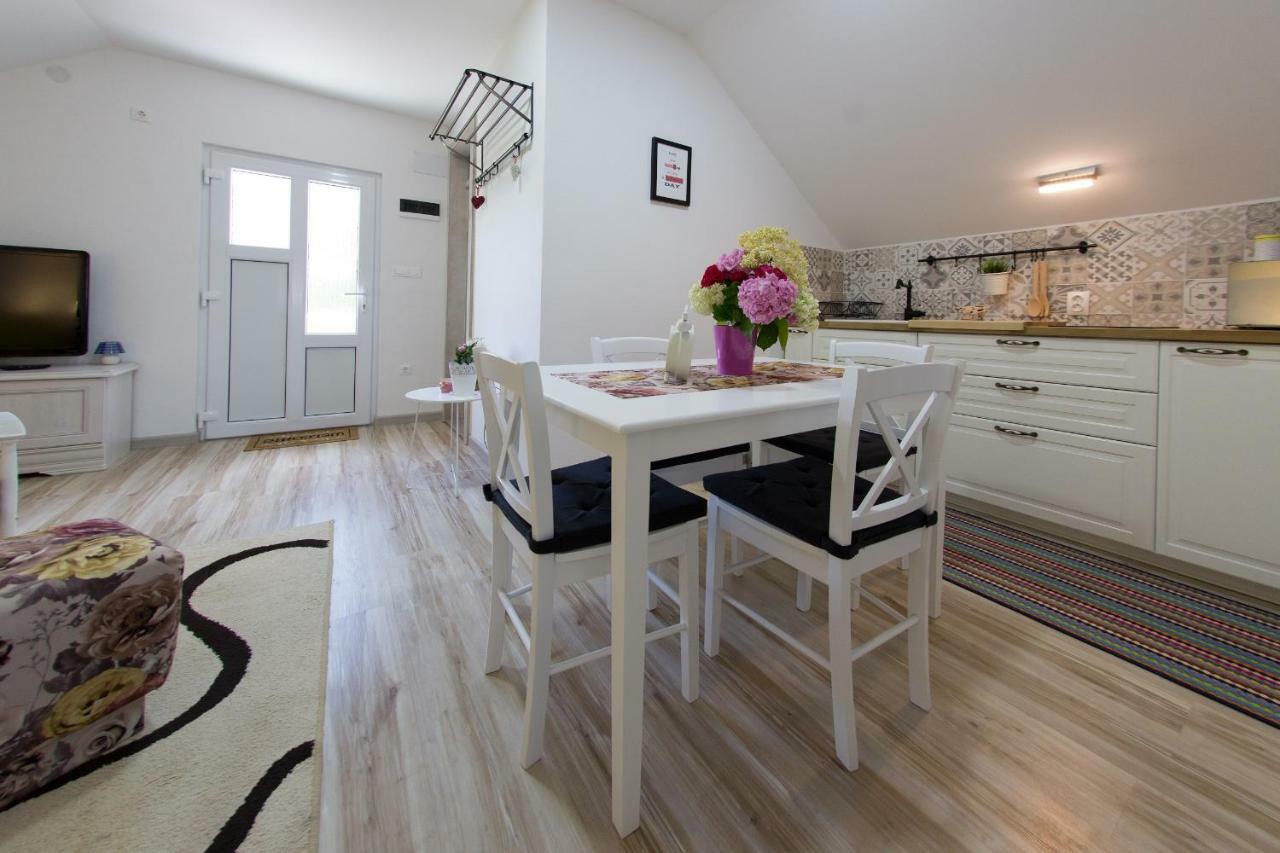 Apartment Kalimero Otočac Εξωτερικό φωτογραφία